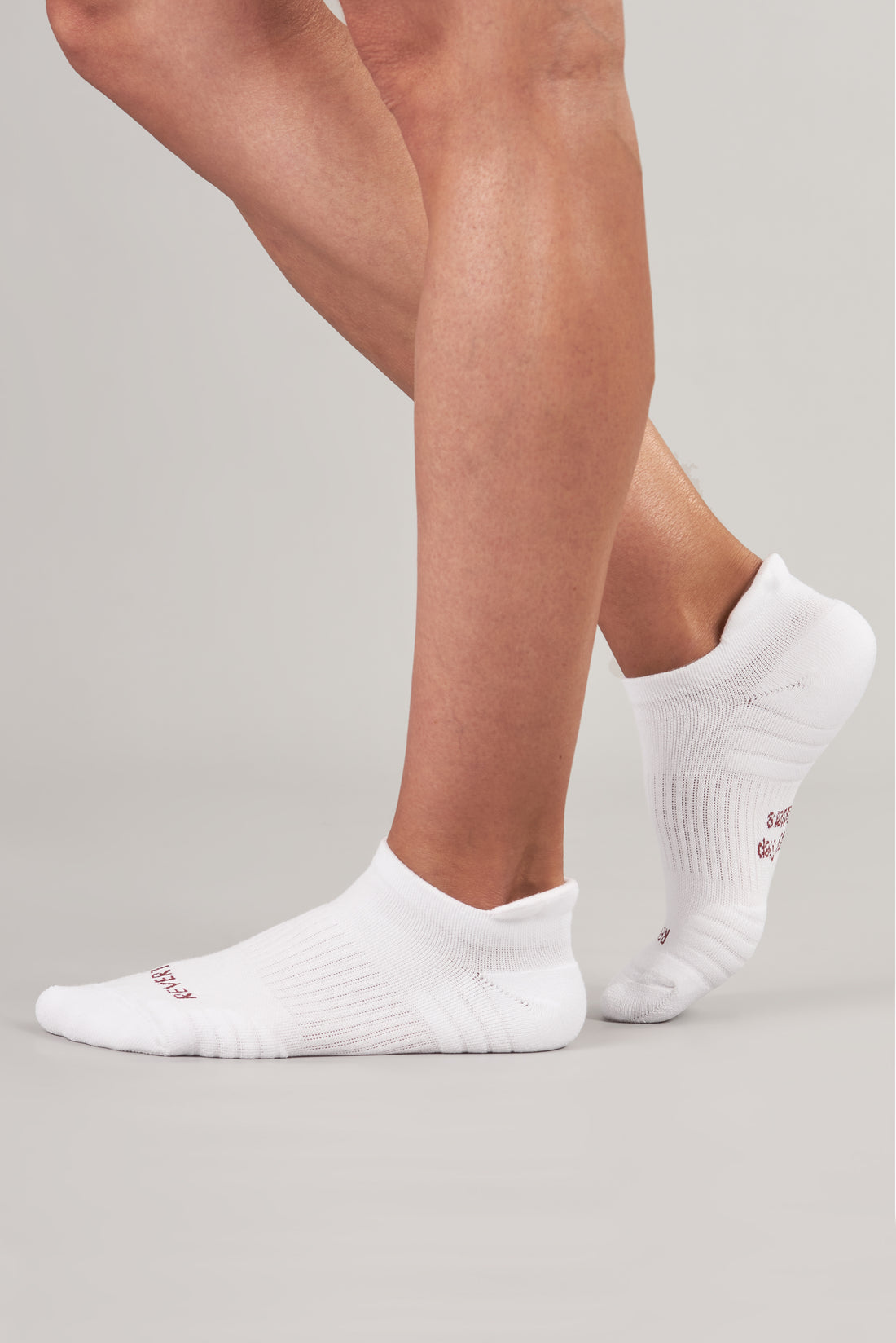 Women's Ankle Essentials: 4-Pack Mid-Weight Comfort Socks