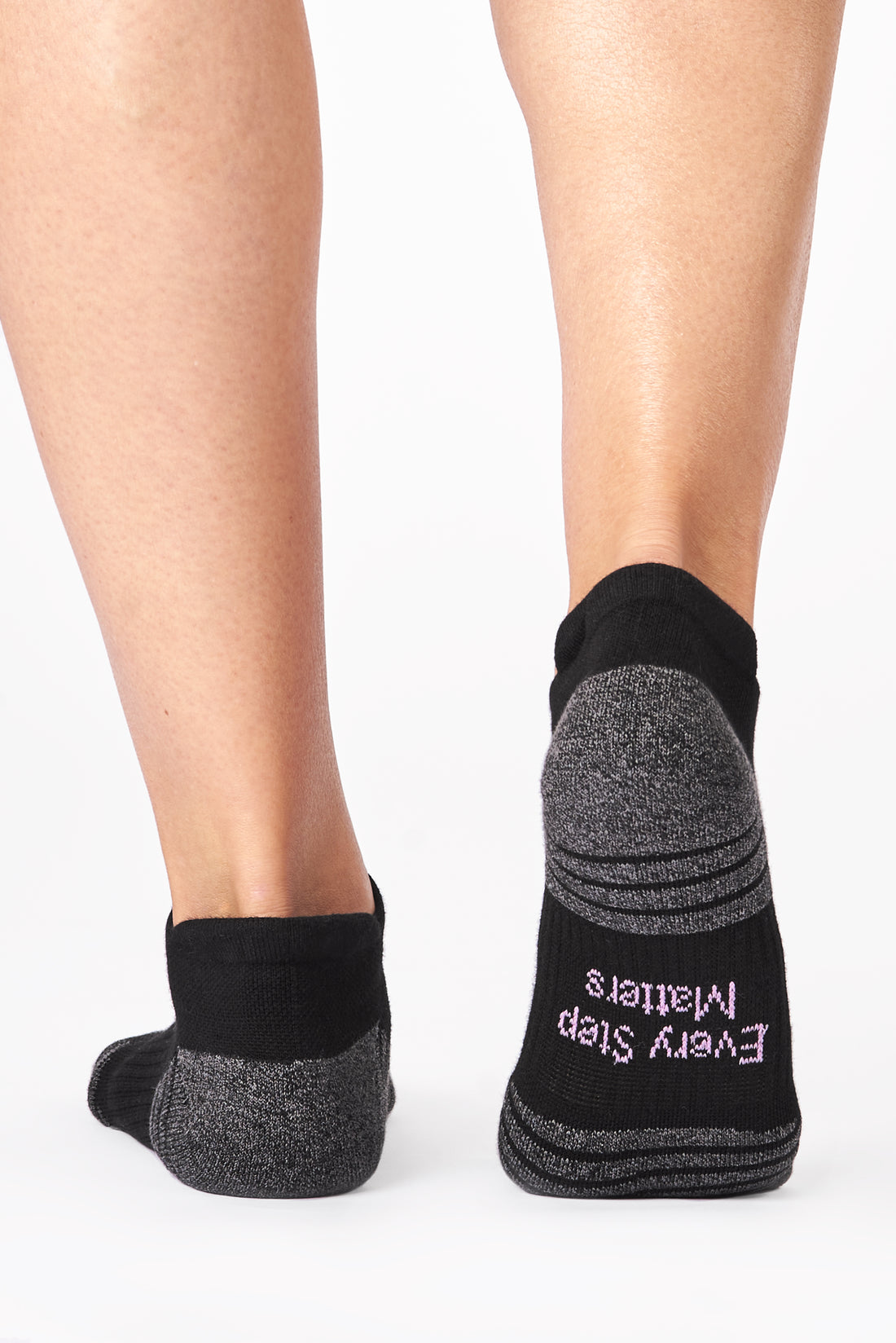 Women's Ankle Essentials: 6-Pack Mid-Weight Comfort