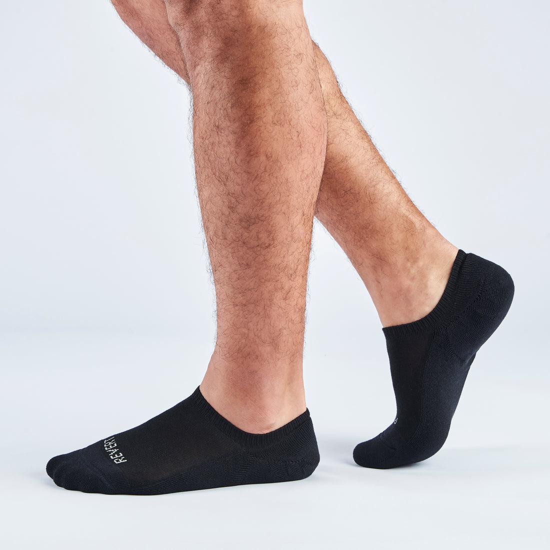 Men's Invisible Comfort: 12-Pack Mid-Weight No-Show Socks
